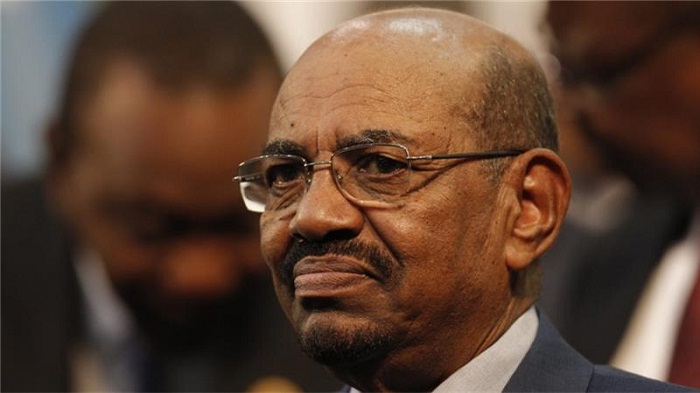 Sudan`s president al-Bashir opens border with South